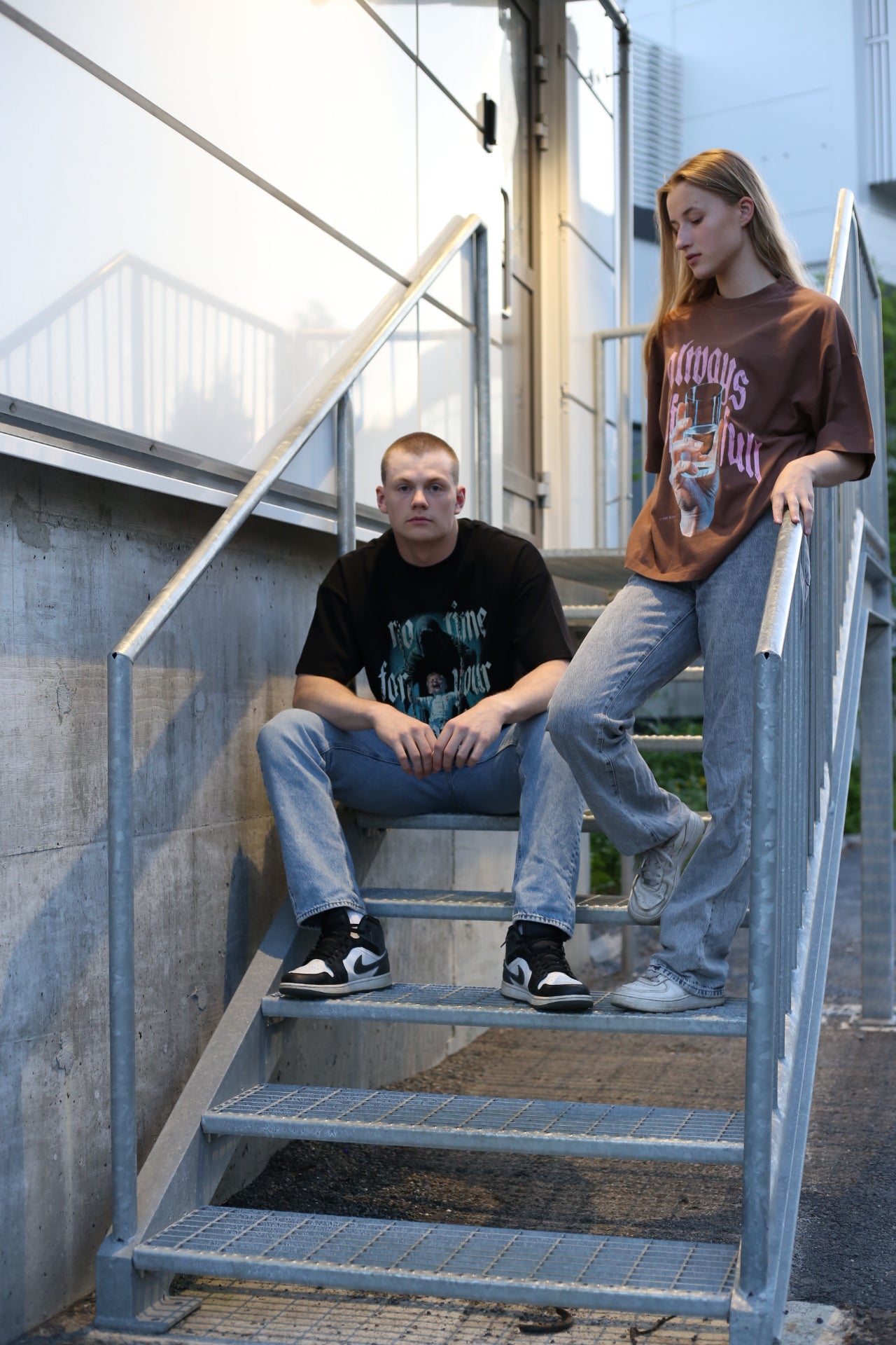 HALF FULL Tee (Brown)
