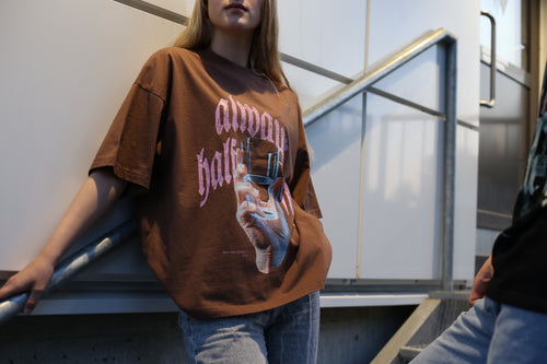 HALF FULL Tee (Brown)